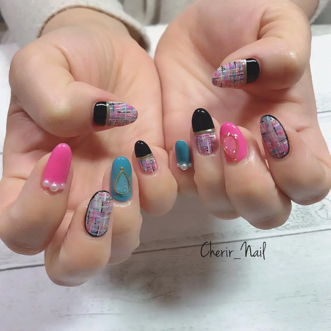 ネイル ブルー ロングネイル ワンカラーネイル ピンク ツイードネイル Cherirnail kaoriのネイルデザイン