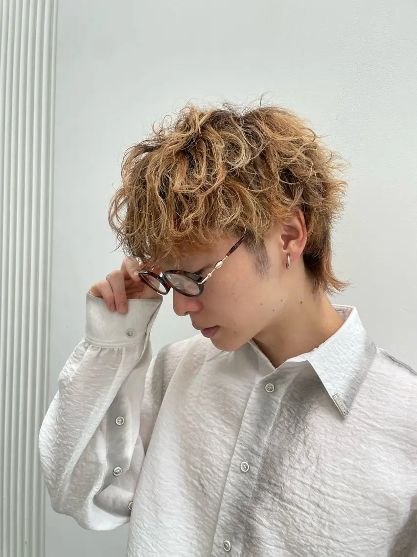 ショート パーマ カット パーマ 岩崎 唯人のヘアスタイル