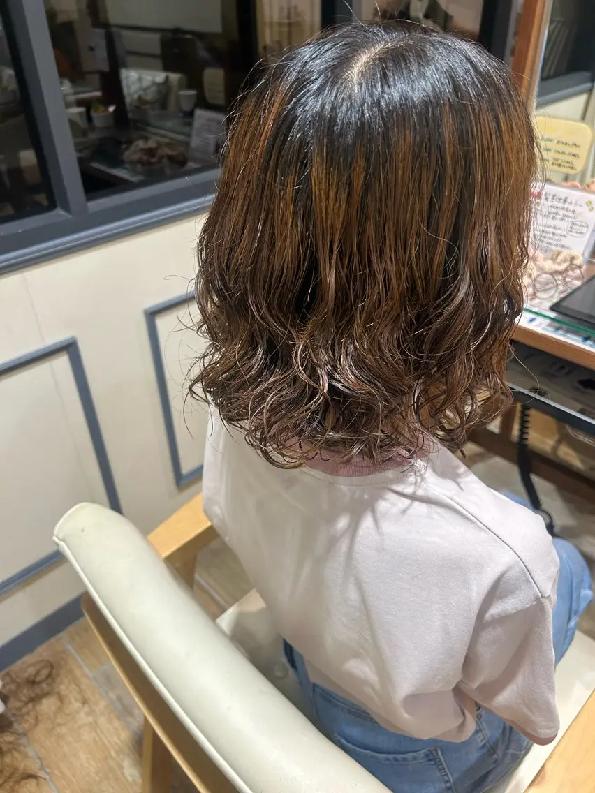 パーマ 須藤 向日葵のヘアスタイル