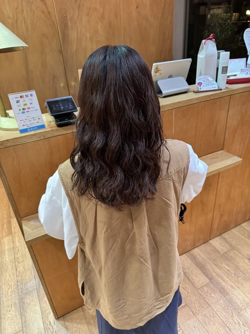 ミディアム パーマ カット パーマ 大橋 芽衣のヘアスタイル