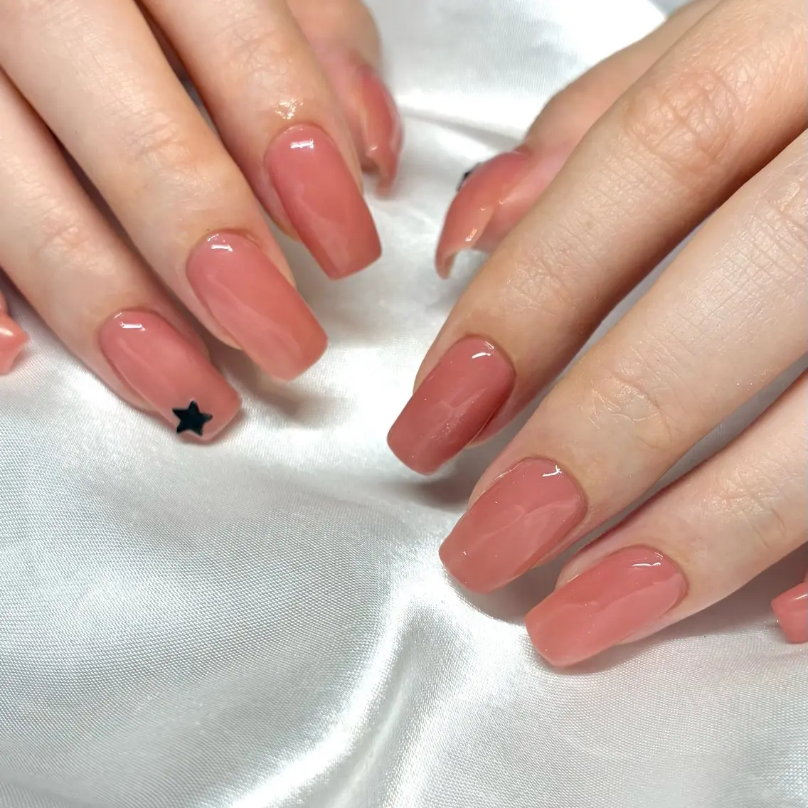 ネイル ハンドネイル Nail ヌシん家 AKANEのネイルデザイン
