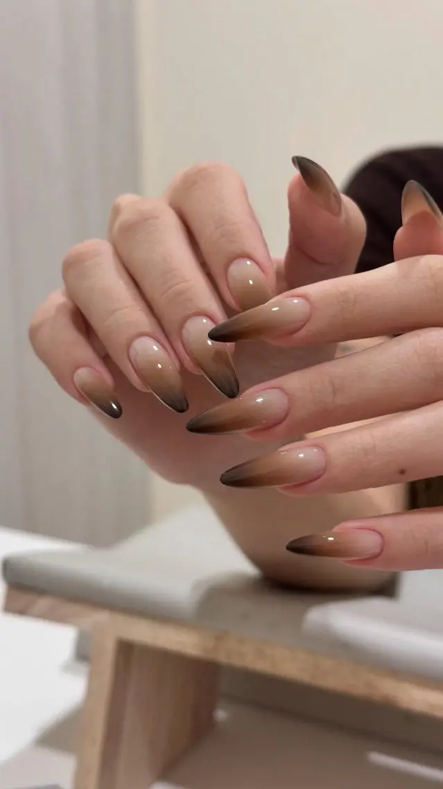 ネイル Ami Nailsのネイルデザイン
