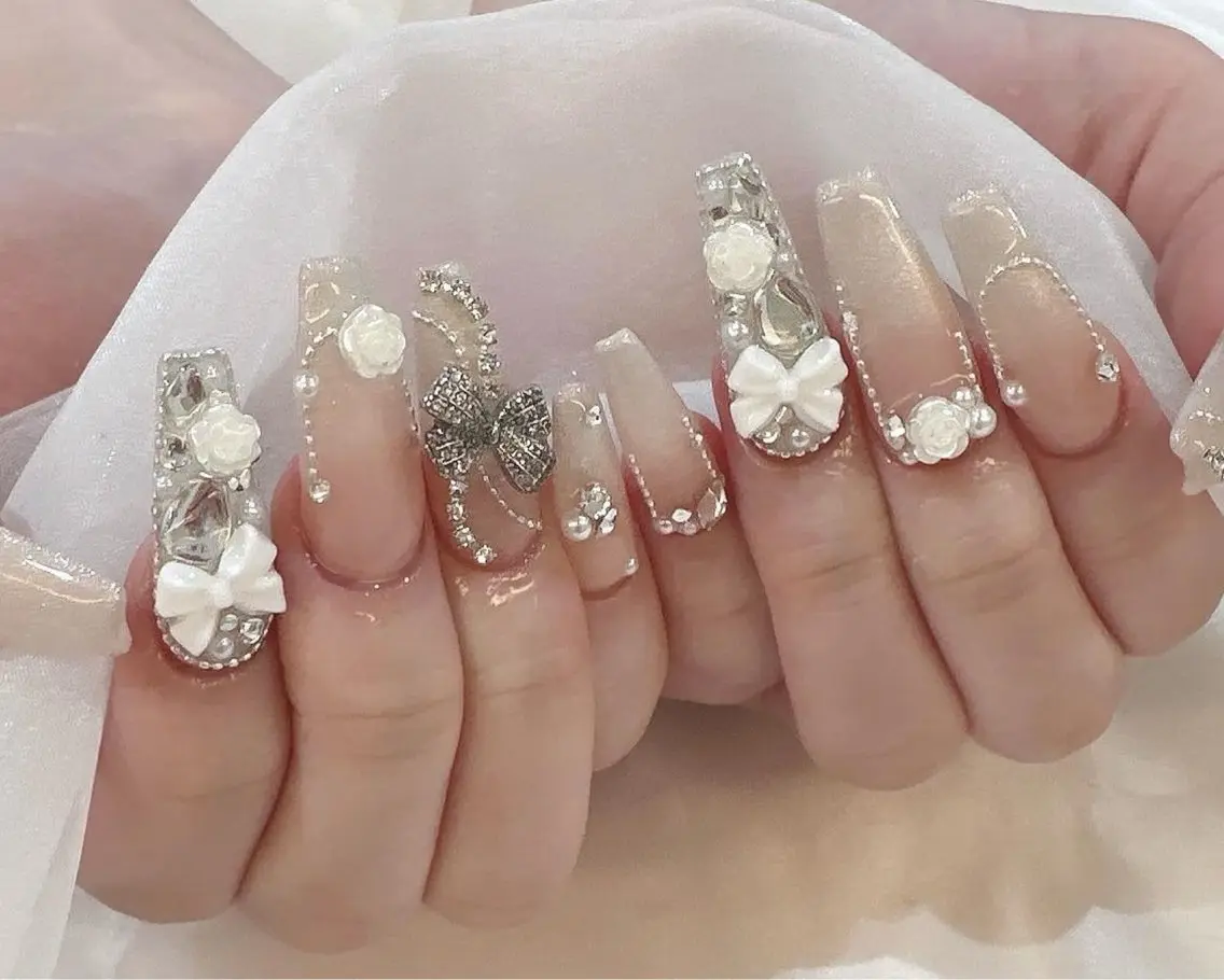 ネイル Tina Nailstudioのネイルデザイン