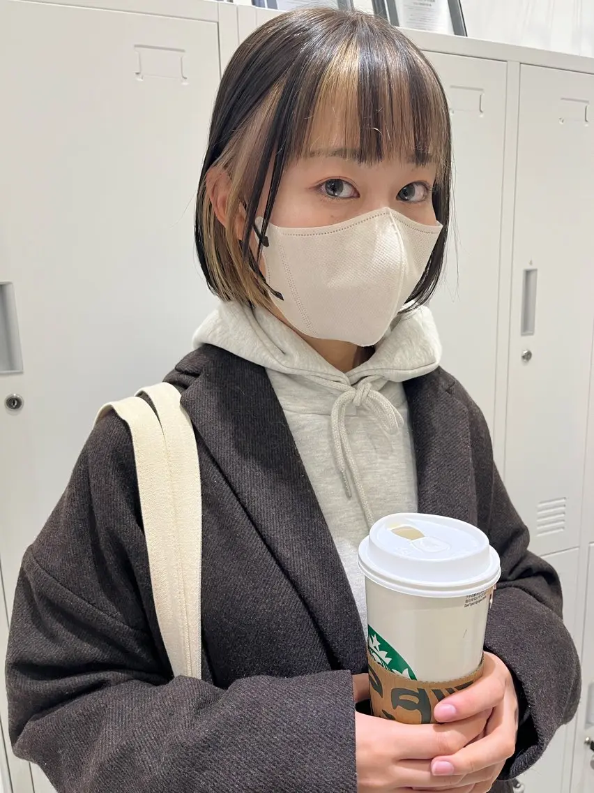 ショート ヘアカラー 透明感カラー👑 井上美乃里のヘアスタイル