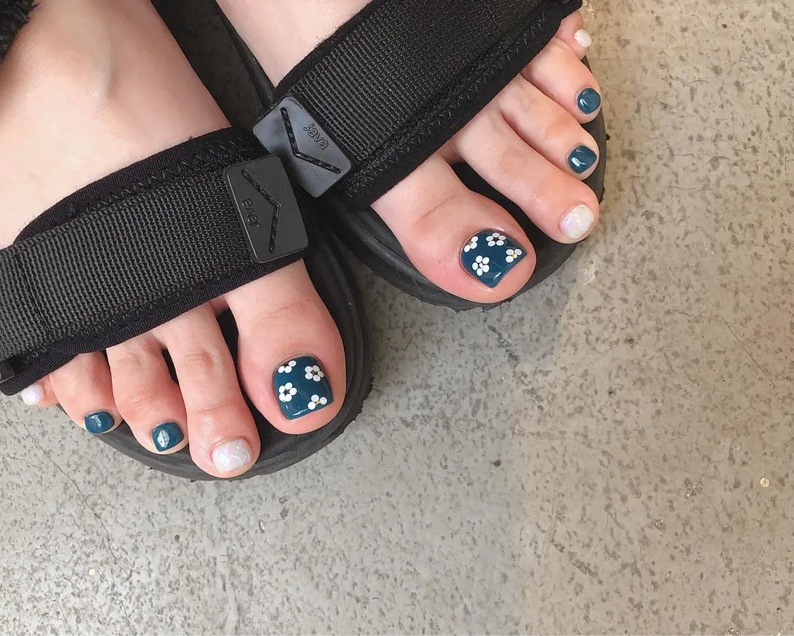 ネイル 韓国ネイル フットネイル saki_ nail heronのネイルデザイン