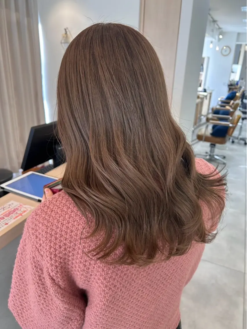 カラー ベージュカラー ブリーチ 透明感カラー ヘアカラー 金山カラーモデル/ 山口恵里佳のヘアスタイル