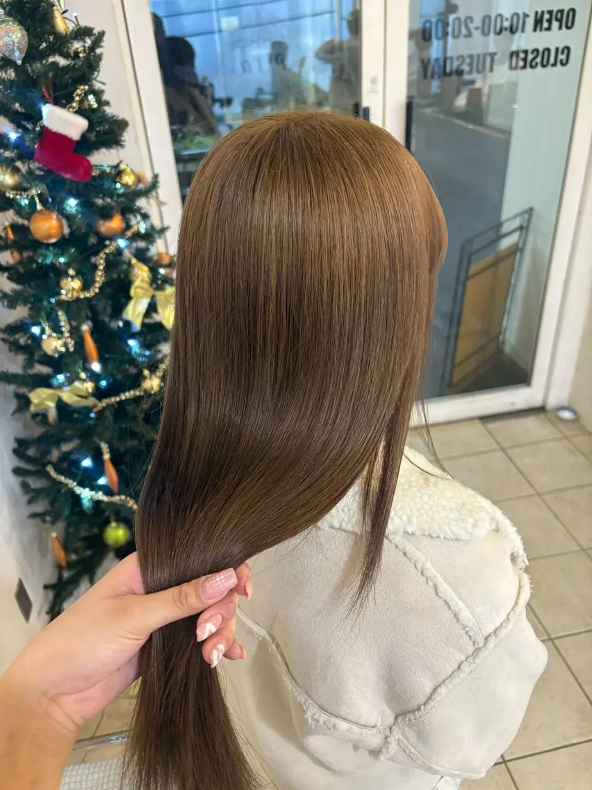 ロング カラー ブリーチ ブラウンカラー ヘアカラー トリートメント スズキ ユウナのヘアスタイル
