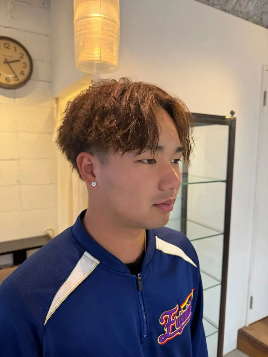 ショート カラー メンズ 山崎 奈瑠のヘアスタイル