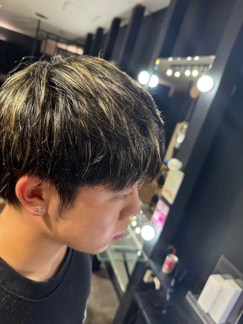 ショート カラー ダブルカラー メッシュ ヘアカラー 北館 耀太のヘアスタイル