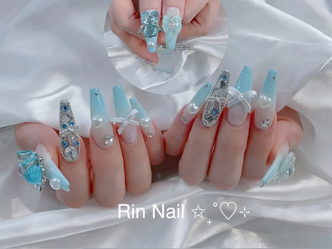 ネイル チークネイル フラッシュネイル フラワーネイル フットネイル ジェルネイル ハンドネイル Rin Nail Shinokuboのネイルデザイン