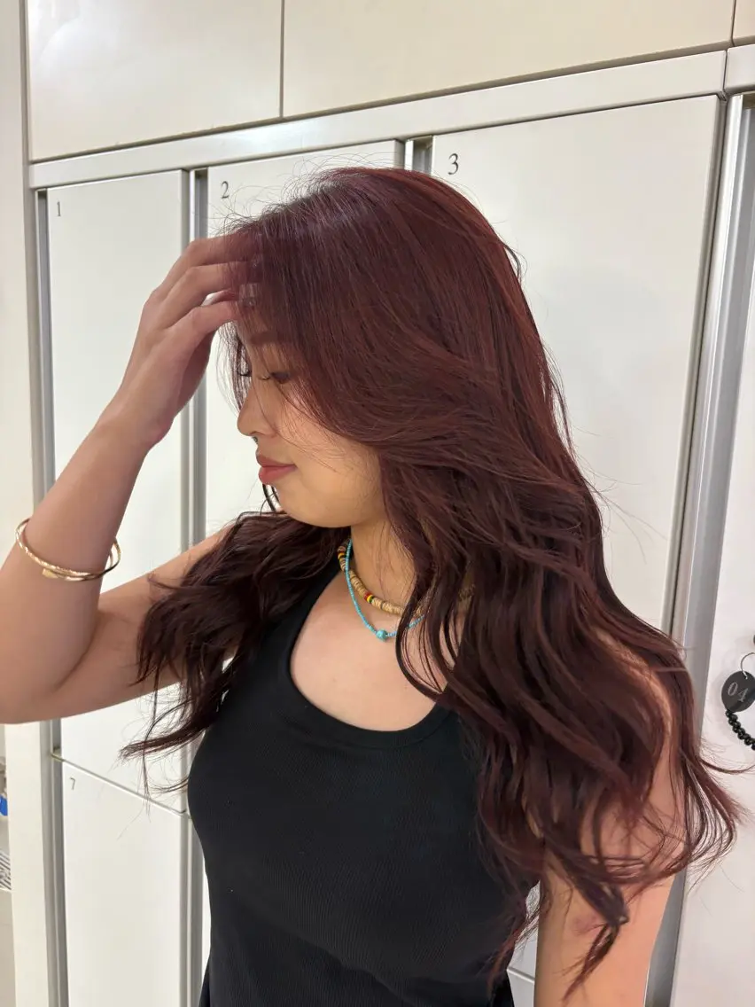 ロング 顔まわりレイヤー 顔周りカット 外国人風カラー ハイライト レイヤーカット CREA渋沢 モデル募集🌺アイナのヘアスタイル
