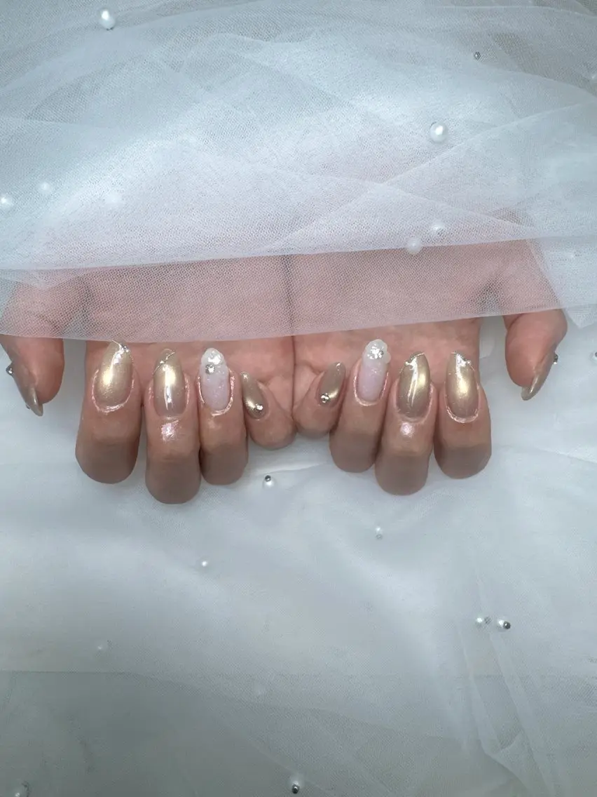ネイル キラキラネイル 韓国ネイル 持ち込み ワンホンネイル ハンドネイル Queeens nailのネイルデザイン