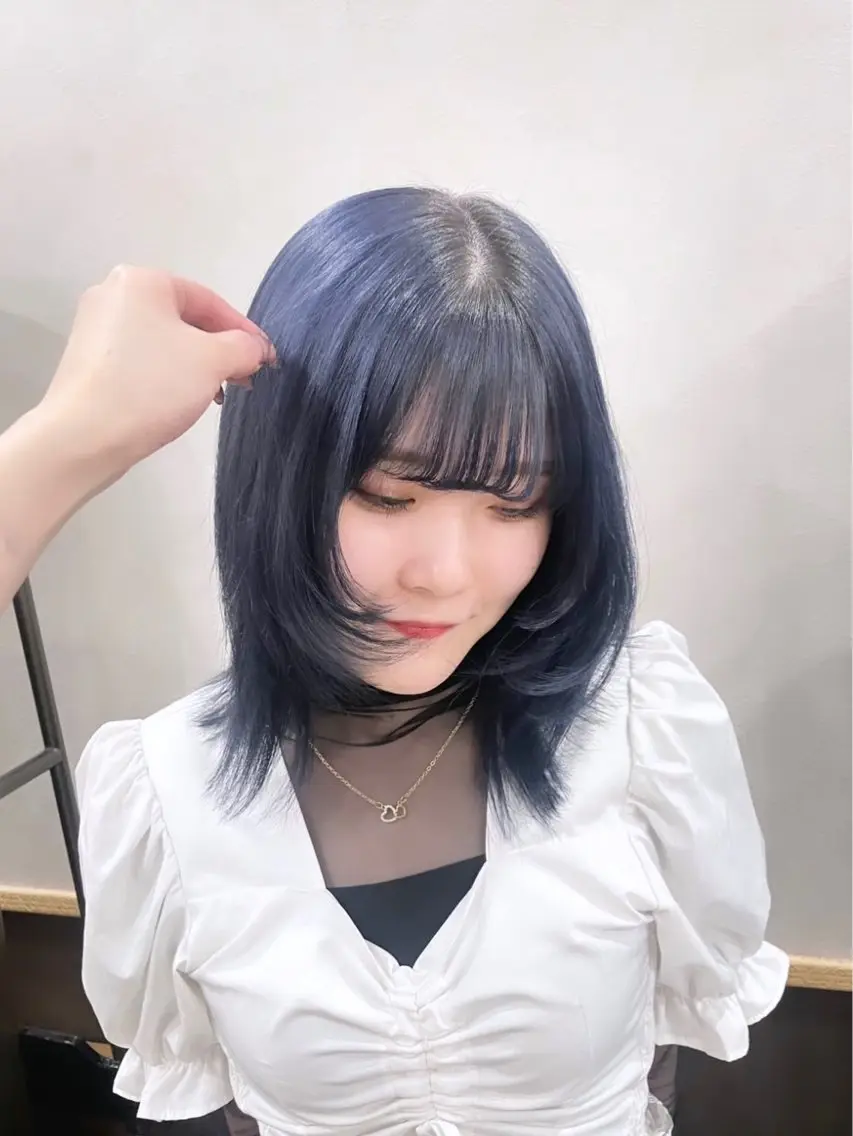 ミディアム カット ヘアカラー トリートメント 柔らかhair🤍 Rinaのヘアスタイル