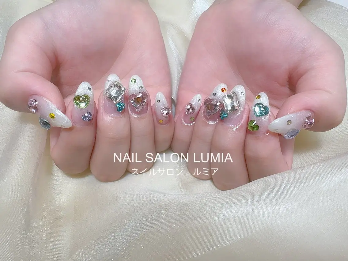 ネイル ハンドネイル ネイルサロン ルミア Lumia 店長のネイルデザイン