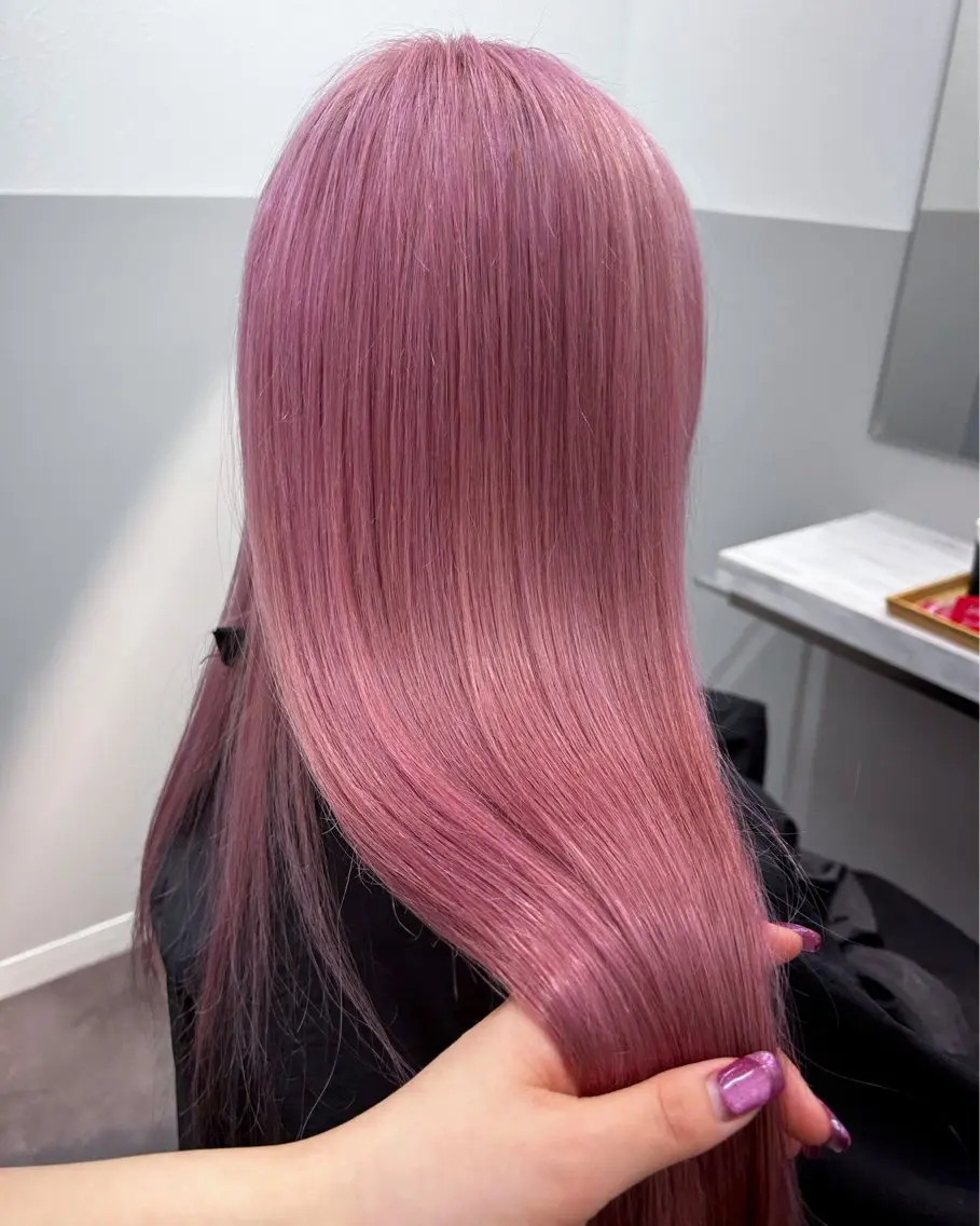 ロング カラー 薄田 珠美のヘアスタイル