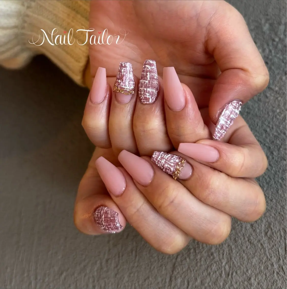 ネイル 長さ出し マットネイル オフィスネイル ワンカラーネイル ピンク NailTailor ネイルテイラーのネイルデザイン