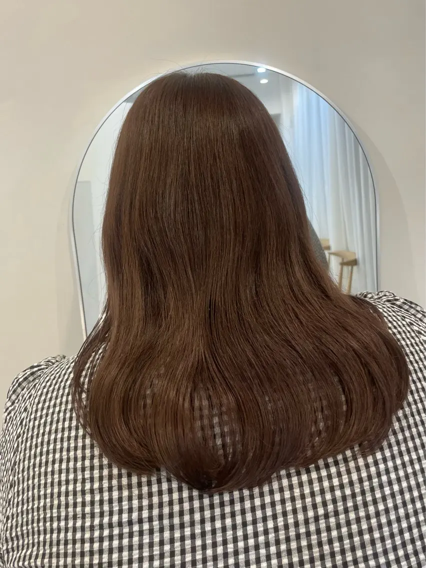 セミロング ヘアカラー mihane fit hueのヘアスタイル