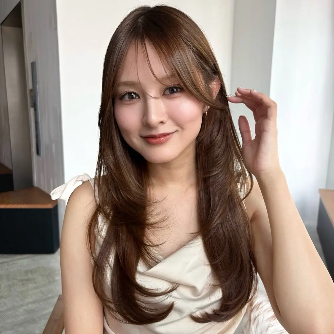 セミロング 池袋似合わせカット ✂️YUUKIのヘアスタイル