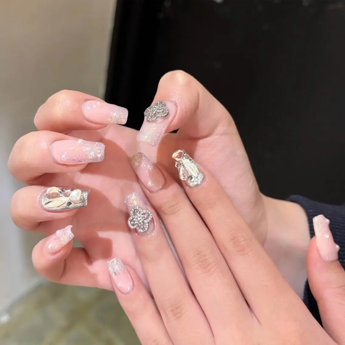 ネイル EmaNail 肥後橋店🤍YURIのネイルデザイン