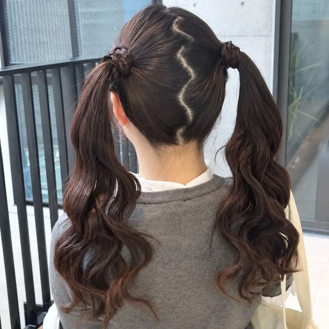 ロング ツインテール ヘアセット hikari/大名/ 透明感/暖色カラーのヘアスタイル