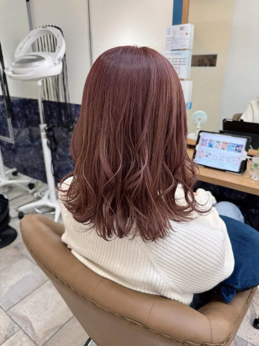 ミディアム カラー ベージュカラー ピンクカラー ピンクベージュ ヘアカラー トリートメント 🍒透明感カラー/ 艶カラー/さくら🍒のヘアスタイル