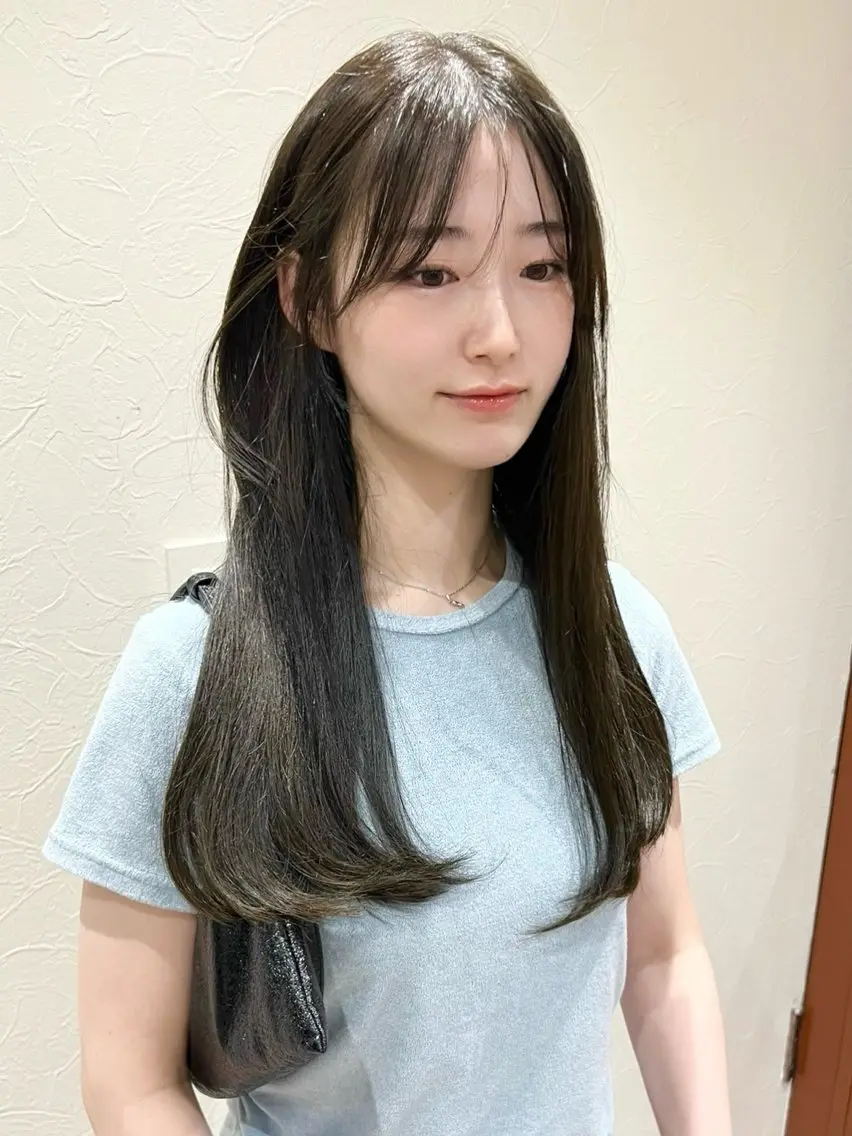 ロング カラー ロングレイヤー ベージュカラー ブリーチ ダブルカラー ブリーチなしカラー ヘアカラー Kasumi /伏見 /髪質改善/ロングのヘアスタイル