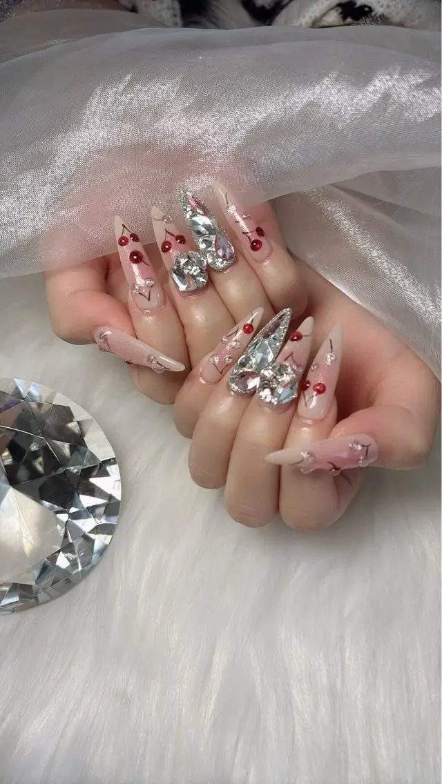 ネイル マグネットネイル Kayo 💅のネイルデザイン