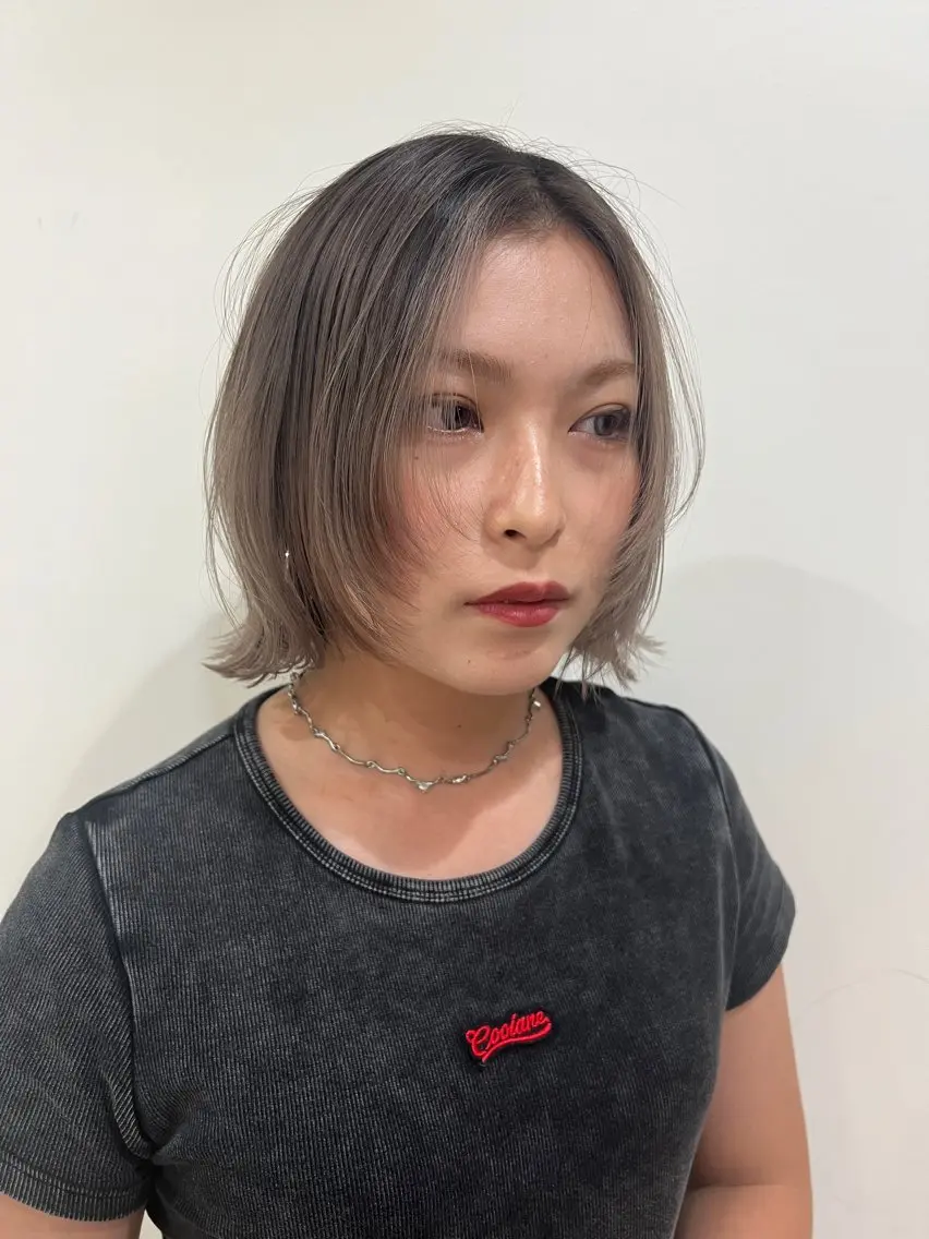 ショート ボブ 顔まわりレイヤー レイヤーカット Noa/レイヤー カット🩵パーマのヘアスタイル