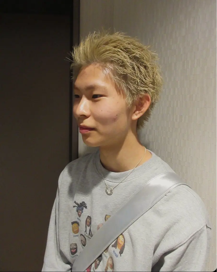 アイブロウ 小長谷 夕菜のヘアスタイル