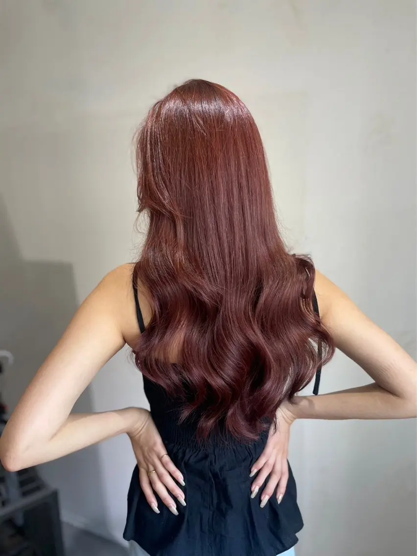 ロング カラー ベージュカラー ブリーチ ダブルカラー 顔周りカット 髪質改善 カット ヘアカラー トリートメント レイヤーカット/ 透カラー/ソラのヘアスタイル