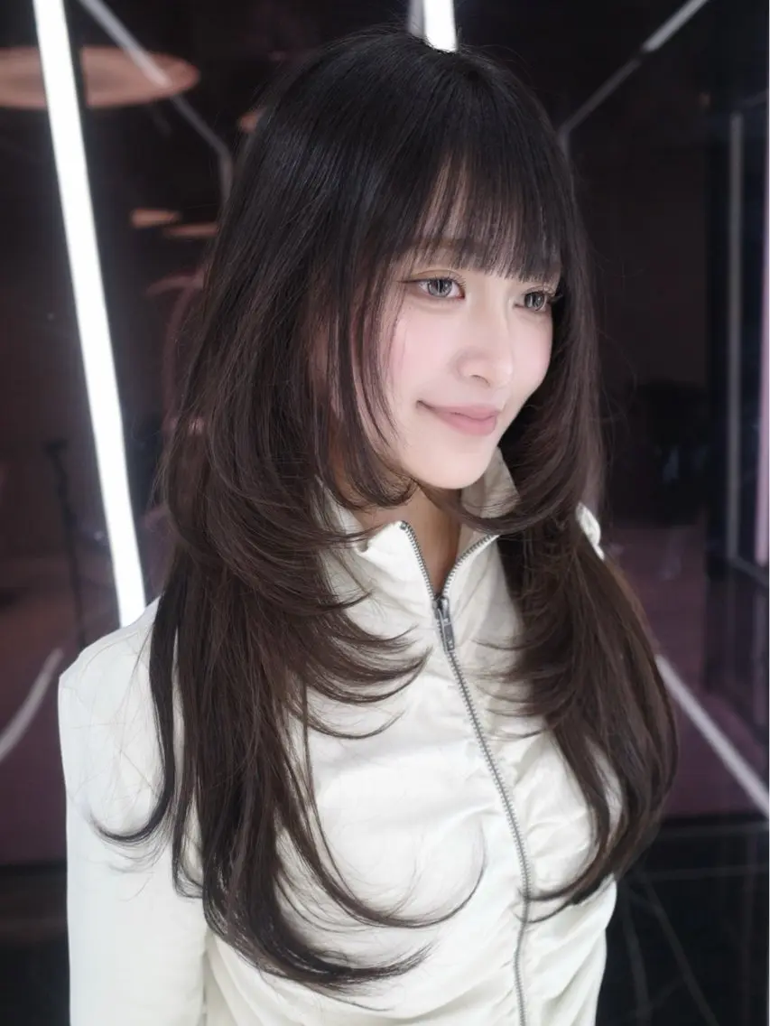 ロング カラー カット みうる🎀透明感艶髪 🫧レイヤーカットのヘアスタイル