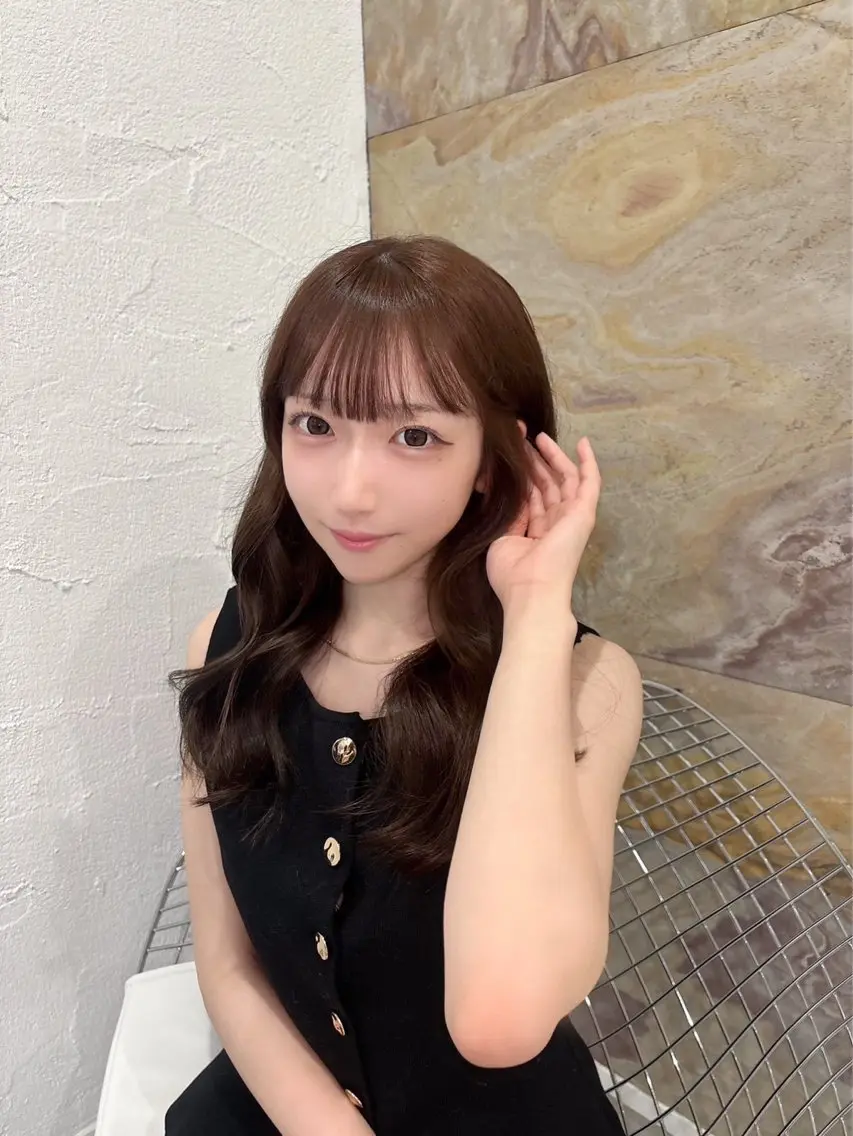 セミロング カット ヘアカラー 🎀ツヤ髪／韓国風／ niwミレ🪽のヘアスタイル