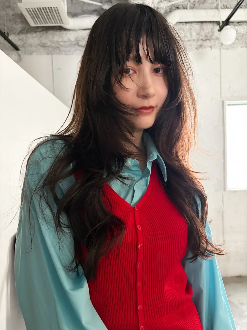 ロング カラー ブラウンカラー ダークブラウン レイヤーカット カット ヘアカラー トリートメント 村上雅人 ナチュラルモードのヘアスタイル