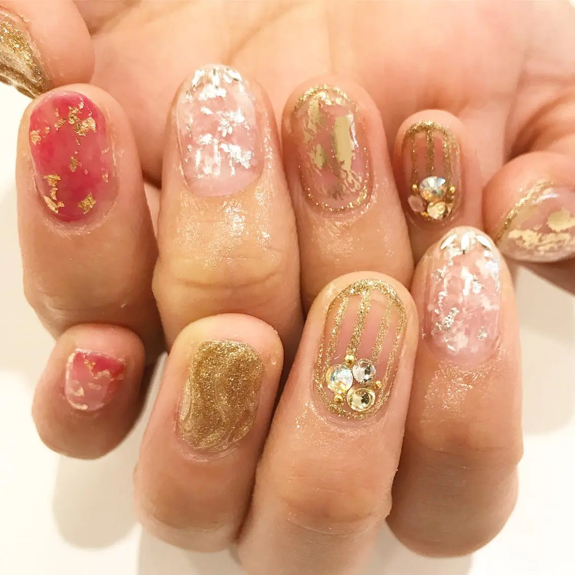 ネイル ラメ(グリッター) ニュアンスネイル ワンカラーネイル 板垣 綾乃のネイルデザイン