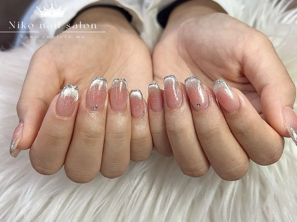 ネイル チークネイル フットネイル フレンチネイル ジェルネイル ガラスフレンチ 柚子 Nikoのネイルデザイン
