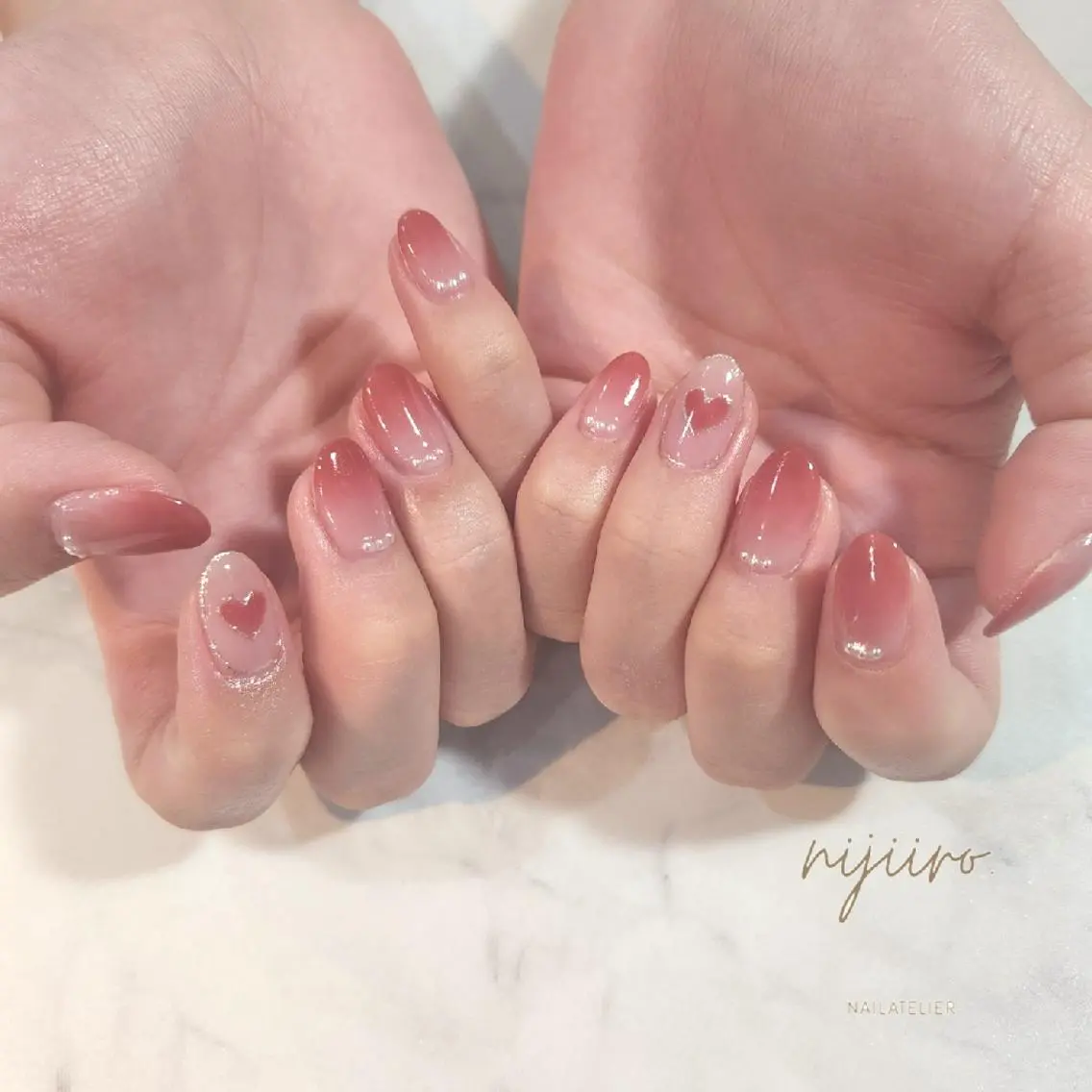 ネイル グラデーション ハンドネイル nijiiro🌈 サトウのネイルデザイン