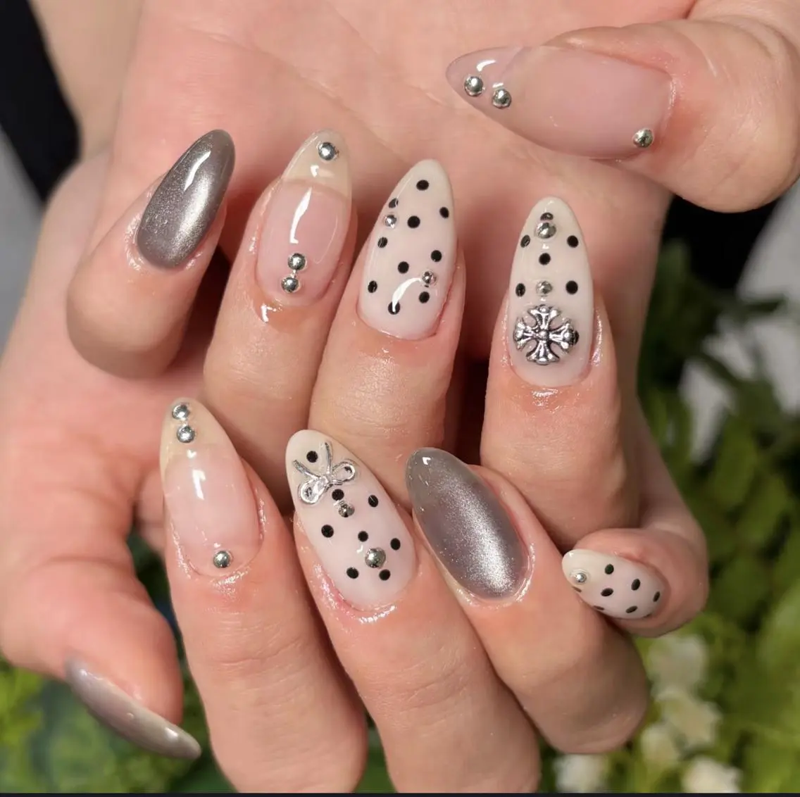 ネイル ハンドネイル ハンドケア 🍑 momo_nailのネイルデザイン