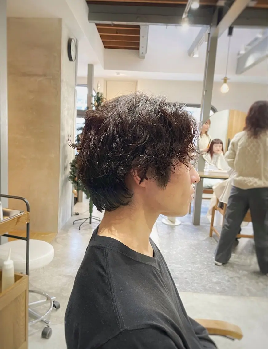 ショート パーマ メンズ メンズパーマ 刈り上げ カット パーマ 野間 祐哉のヘアスタイル