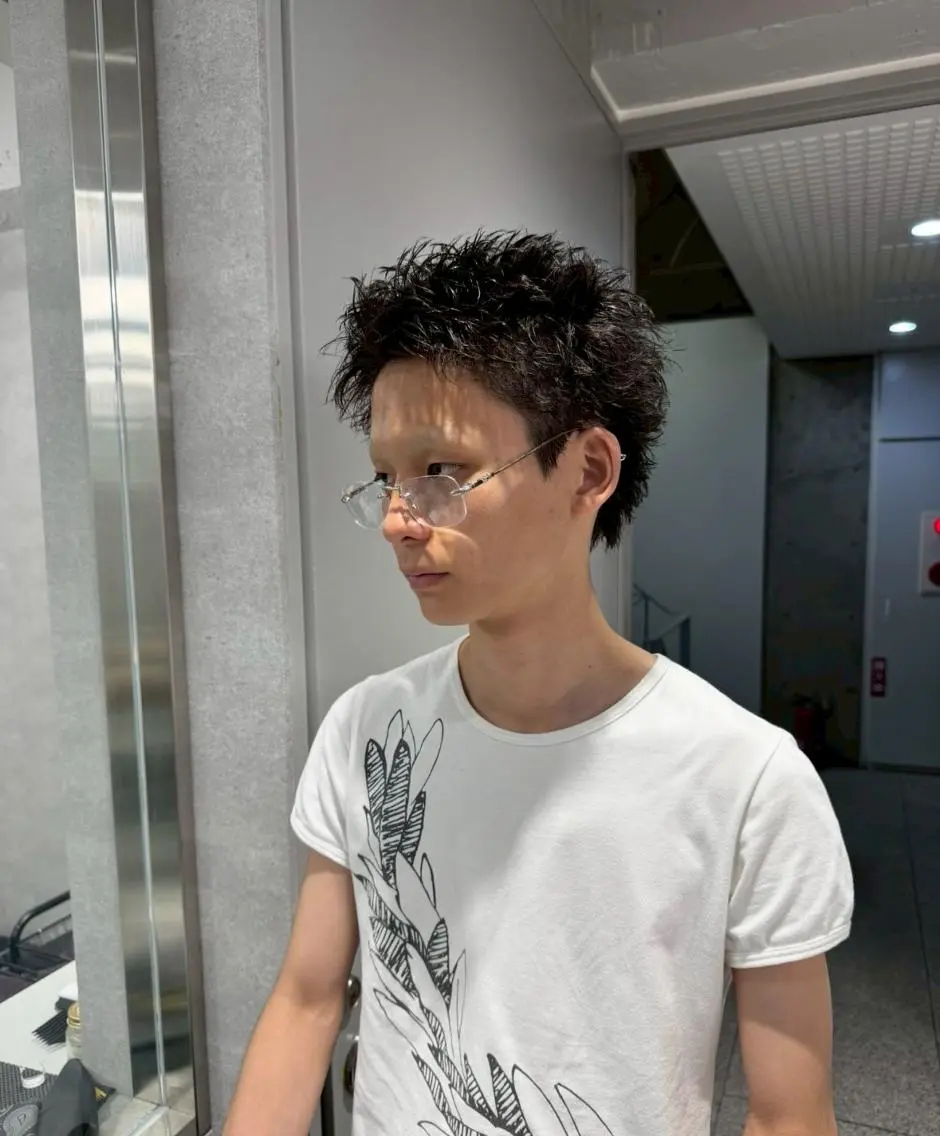 🪄スパイキーショートカット✂︎+似合わせパーマ🪄人気のスパイキーショートもパーマで簡単セット🔵の写真