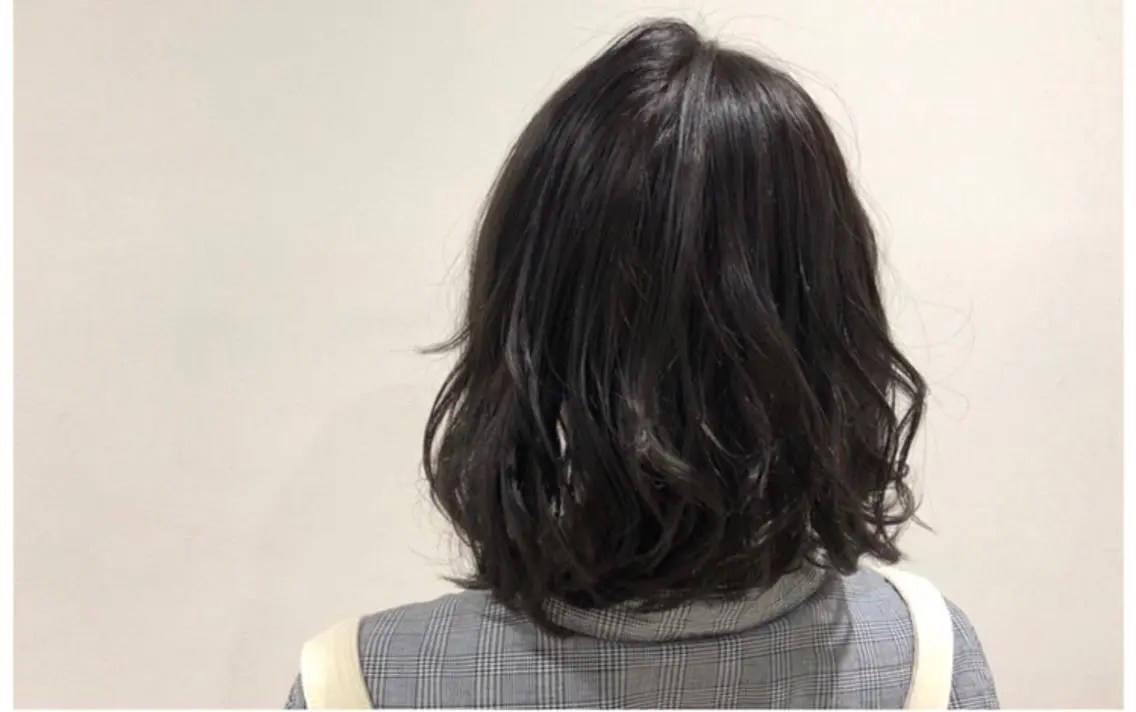 ショート カラー 川村 夏のヘアスタイル
