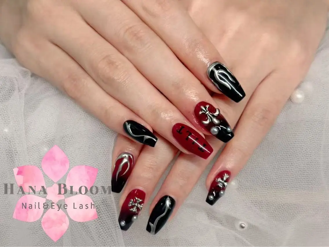 ネイル フレンチネイル ジェルネイル グラデーション ラメ(グリッター) マグネットネイル ハンドネイル ハンドケア Hana Bloom Nail Salonのネイルデザイン