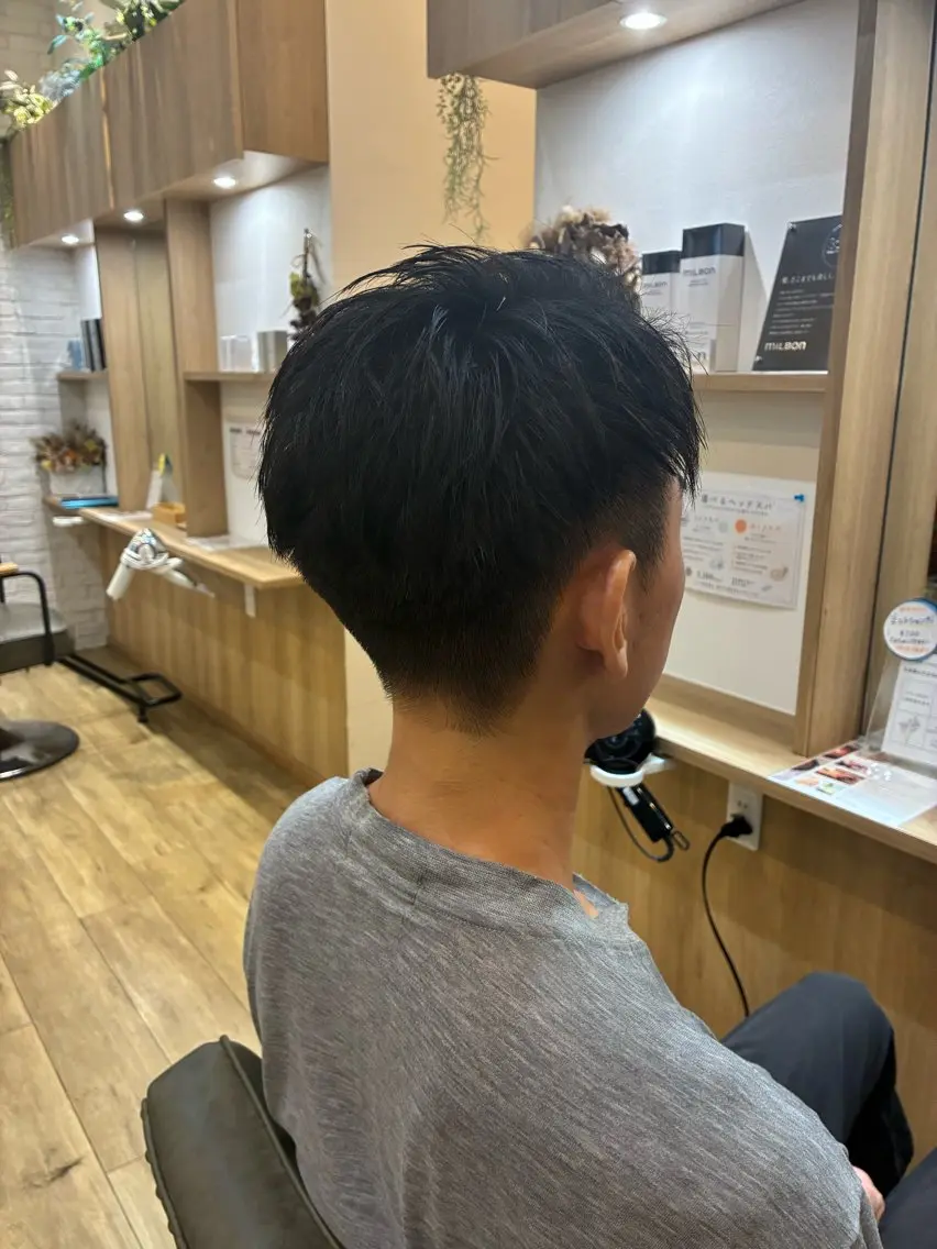 メンズ 脇阪 日菜のヘアスタイル