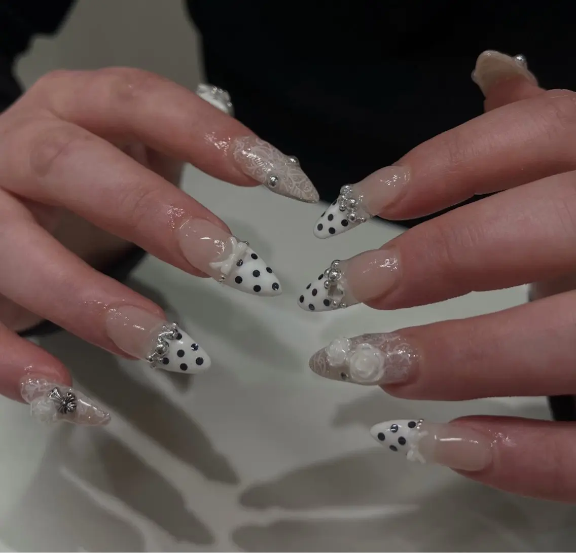 ネイル アートネイル 長さ出し ネイルチップ MoonHi Nail 朝霞台のネイルデザイン