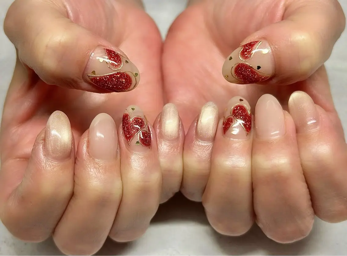ネイル アートネイル フラッシュネイル ハート ミラーネイル バレンタイン ハンドネイル nail salon meoli　アヤのネイルデザイン