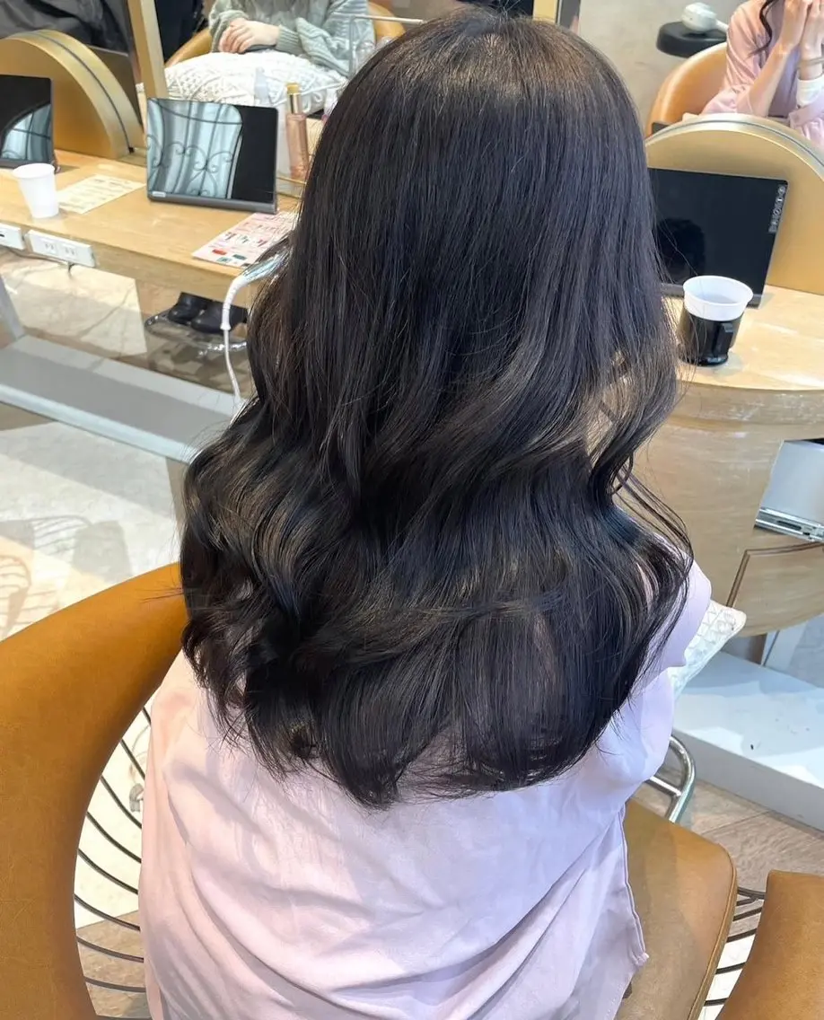 ロング ブリーチなし透明感 カラー/松沢州途のヘアスタイル