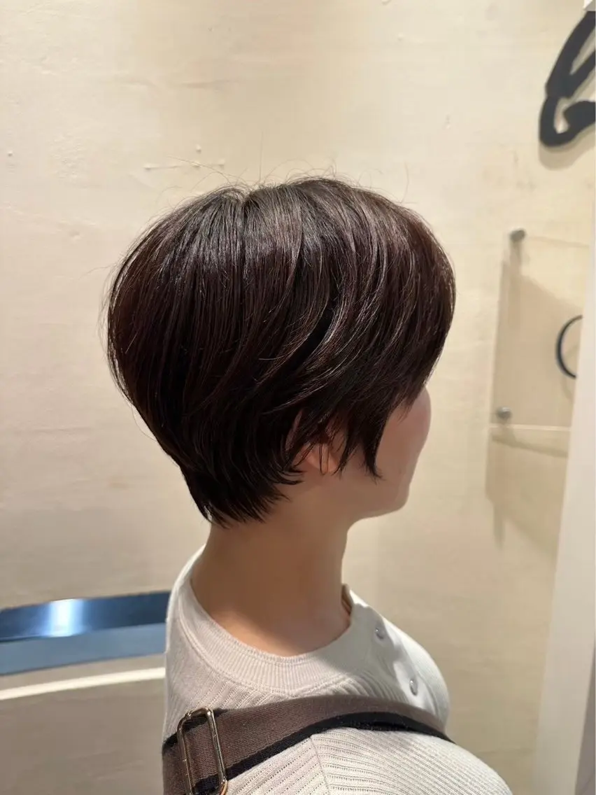 ショート 茶谷 沙穂のヘアスタイル