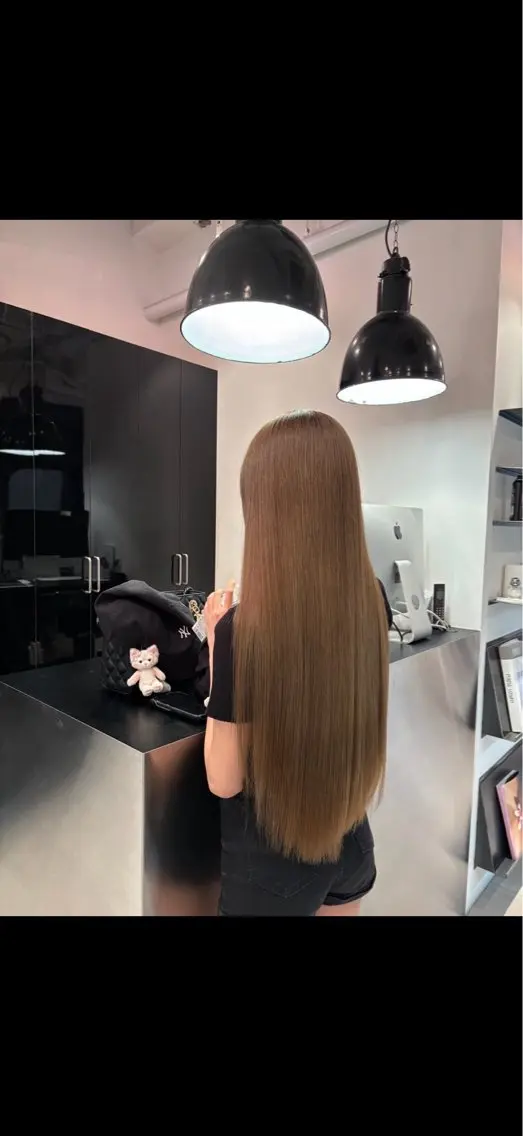 ロング トリートメント 加藤 みゆのヘアスタイル
