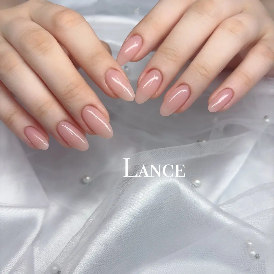 ネイル オーロラネイル フットネイル 氷ネイル・うるうるネイル キラキラネイル 韓国ネイル ハンドネイル Lance nailのネイルデザイン
