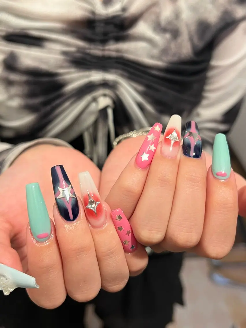 ネイル ハンドネイル Luna Gladeのネイルデザイン