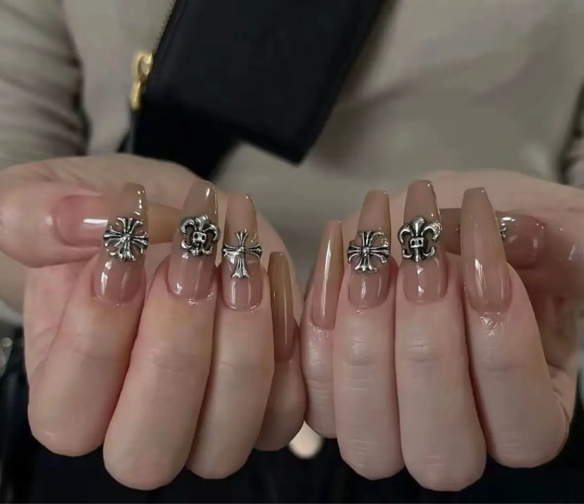 ネイル NiJi Nailsのネイルデザイン